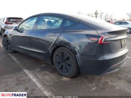 Tesla Model 3 2025