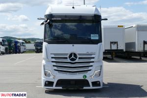 Mercedes Benz ciagnik siodlowy Mercedes Benz ciagnik siodlowy