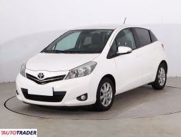 Toyota Yaris 2013 1.3 97 KM