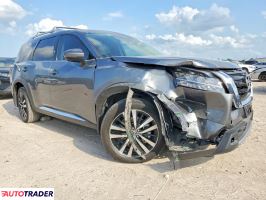 Nissan Pathfinder 2024 3
