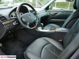 Mercedes E-klasa 2004 5.0 306 KM