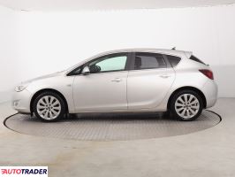 Opel Astra 2010 1.6 113 KM