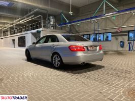 Mercedes E-klasa 2009 3.0 231 KM