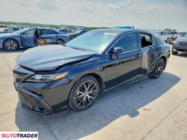 Toyota Camry - zobacz ofertę