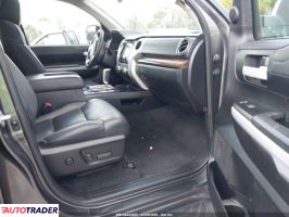 Toyota Tundra 2021 5