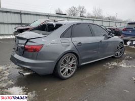 Audi S4 2021 3