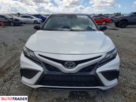 Toyota Camry 2021 3