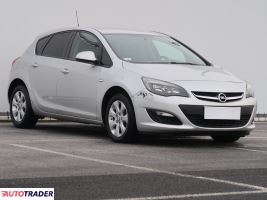 Opel Astra 2015 1.6 108 KM