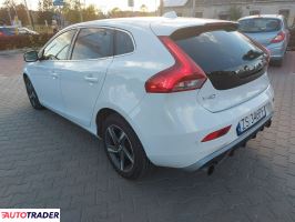 Volvo V40 2018 2 150 KM