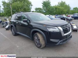 Nissan Pathfinder 2023 3