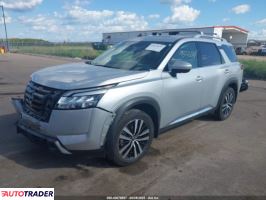 Nissan Pathfinder 2023 3