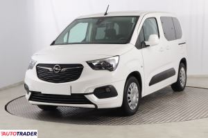 Opel Combo 2019 1.2 108 KM