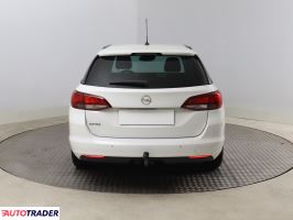 Opel Astra - zobacz ofertę