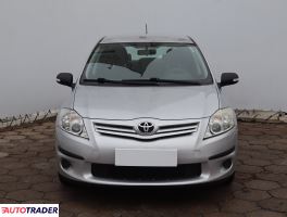 Toyota Auris 2011 1.3 97 KM
