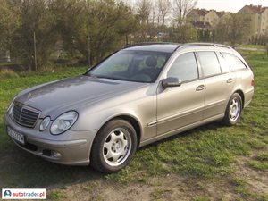 Mercedes 220 2004 2.1 150 KM Mercedes 220 2004 2.1 150 KM