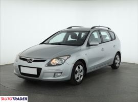 Hyundai i30 2010 1.6 88 KM