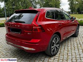 Volvo XC60 2022 2.0 197 KM