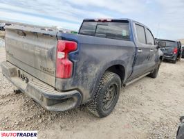 Chevrolet Silverado 2022 3