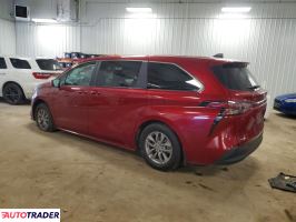 Toyota Sienna 2025 2