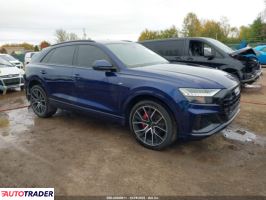 Audi Q8 2021 3