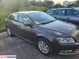 Volkswagen Passat 2011 2.0 140 KM