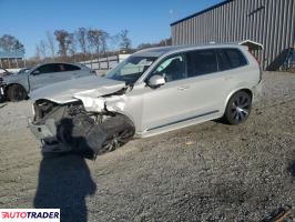 Volvo XC90 - zobacz ofertę