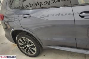 BMW X5 2021 3.0 286 KM