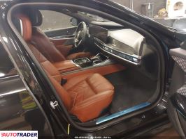 BMW 760 2026 4