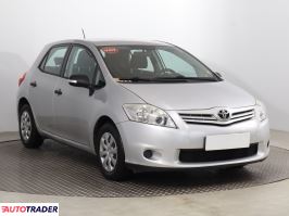 Toyota Auris 2013 1.3 97 KM Toyota Auris 2013 1.3 97 KM