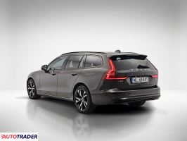 Volvo V60 2022 2.0 197 KM