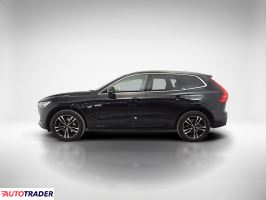 Volvo XC60 2021 2.0 197 KM