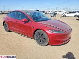 Tesla Model 3 2025