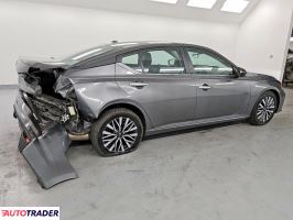 Nissan Altima 2025 2