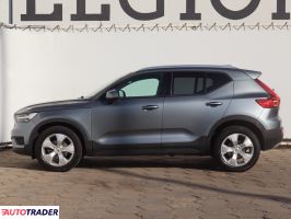Volvo XC40 2019 2.0 147 KM