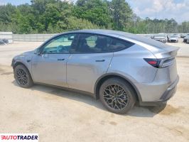 Tesla Model Y 2026