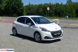 Peugeot 208 2016 1.2 82 KM