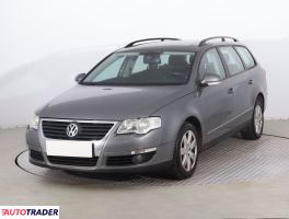 Volkswagen Passat 2006 2.0 138 KM