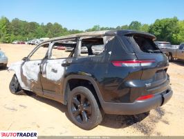 Jeep Cherokee 2025 3