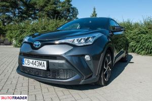 Toyota C-HR 2020 2.0 152 KM