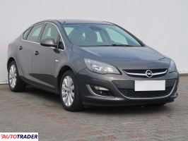 Opel Astra 2015 1.4 99 KM