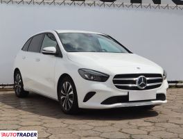 Mercedes B-klasa 2021 2.0 113 KM