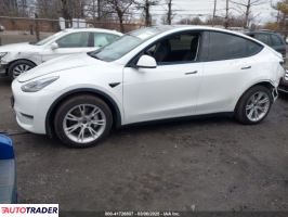 Tesla Model Y 2021 Tesla Model Y 2021