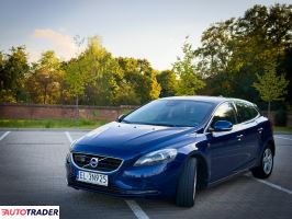 Volvo V40 2014 2.0 190 KM Volvo V40 2014 2.0 190 KM