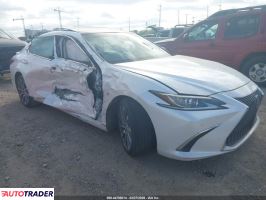 Lexus ES 2021 3