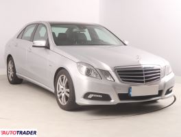 Mercedes E-klasa 2009 1.8 181 KM Mercedes E-klasa 2009 1.8 181 KM
