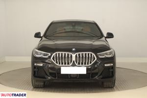 BMW X6 2021 3.0 281 KM