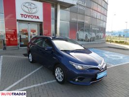 Toyota Auris 2017 1.8 136 KM Toyota Auris 2017 1.8 136 KM