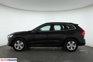 Volvo XC60 2022 2.0 194 KM