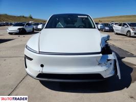 Tesla Model Y 2026