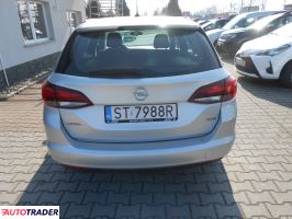 Opel Astra 2017 1.6 110 KM